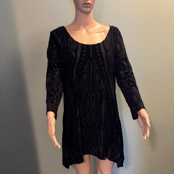 Elegant Black Velevt Long Sleeve Top Size XL - Picture 1 of 7